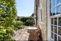 Stunning Detached Renaissance Canal House