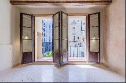 Newly built 1 bedroom apartment with 7sqm terrace in El Raval, Barcelona