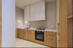 Newly built 1 bedroom apartment with 7m² terrace in El Raval, Barcelona