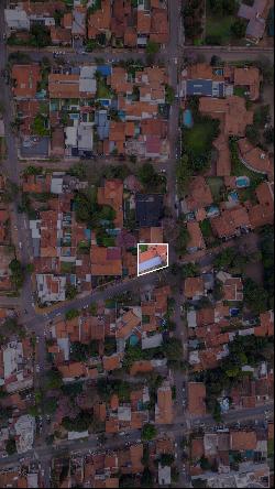 Captivating corner lot in the San Cristóbal neighborhood