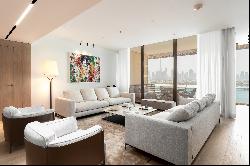 Luxury apartment in Jumeirah Bay Island