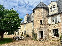 Manor on an 89 hectare estate at the gates of Tours