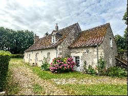 Manor on an 89 hectare estate at the gates of Tours