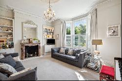 Castelnau, Barnes, London, SW13 9ET