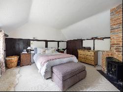 Rooks Hill Cottages, Rooks Hill, Bramley, Guildford, GU5 0LX