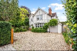 Lockbridge Road, Bourne End, Buckinghamshire, SL8 5QT