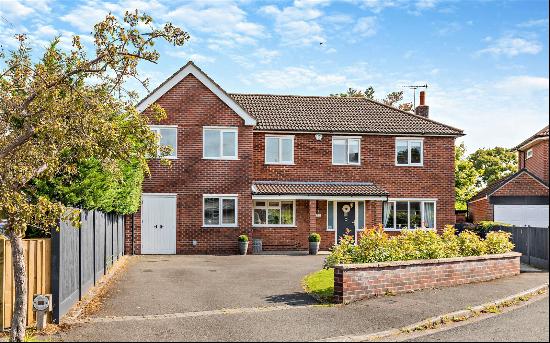 Chesham Close, Wilmslow, Cheshire, SK9 6HB