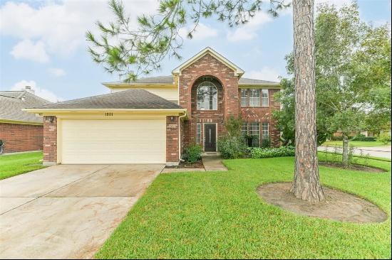 1801 Oakbrook Circle, Pearland TX 77581