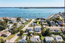 3 Camden Road, Narragansett RI 02882