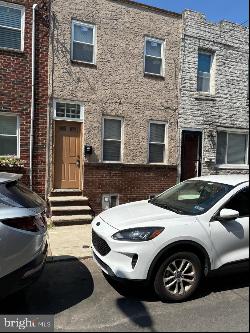 1934 S Iseminger Street, Philadelphia PA 19148