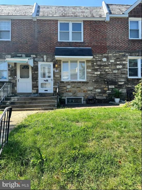 2754 Lardner Street, Philadelphia PA 19149