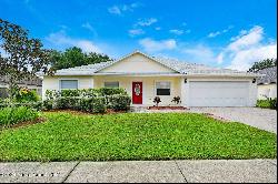 4069 Rolling Hill Dr, Titusville FL 32796