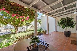 Family home in the historical town of Franschhoek