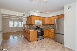 187 Evergreen Rd Unit 8A, Edison Twp. NJ 08837