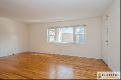 187 Evergreen Road Unit 8A, Edison NJ 08837