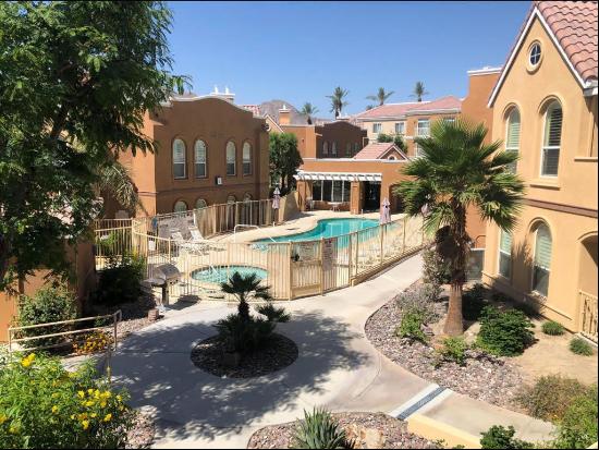 45245 Seeley Drive #15f, La Quinta CA 92253