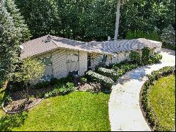 32950 BELL VINE Trail, Beverly Hills MI 48025