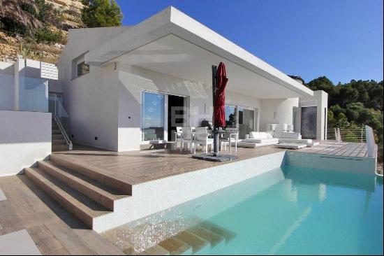 Luxury Meets Design Innovation: Villa Esmeralda in Altea, Altea 03590