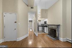 520 Spruce Street Unit 2, Philadelphia PA 19106