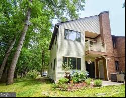 16 Country Birch Lane, Egg Harbor Township NJ 08234