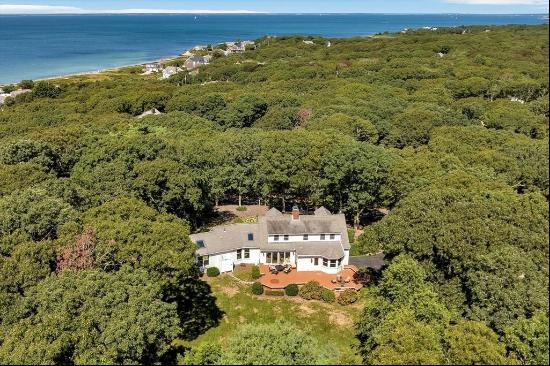 6 Lambert Ln, Falmouth MA 02540