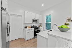 222 Columbia St #1, Cambridge MA 02139