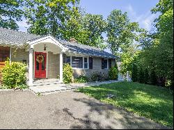 74 Lakeview Avenue, New Canaan CT 06840