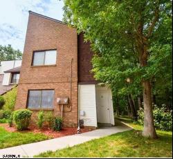 16 Country Birch Ln Unit 16, Egg Harbor Township NJ 08234