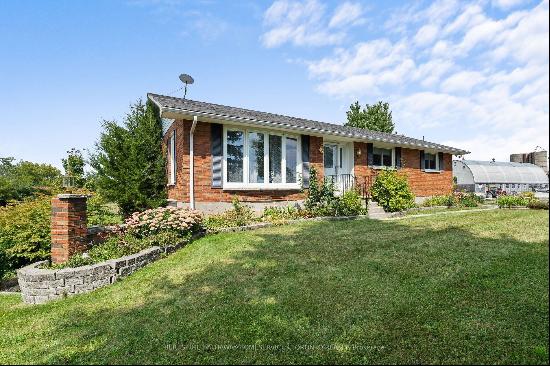 1276 Closson Rd, Prince Edward County ON K0K2J0