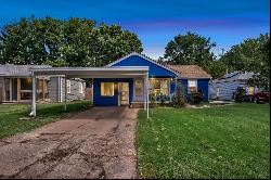 2146 S Grove St, Wichita KS 67211