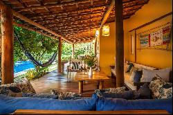 Charming inn in the center of Trancoso with 15 suites and tropical garden