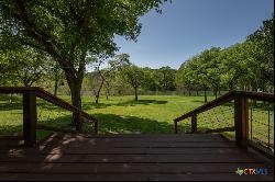 850 Bluff Ridge Court, New Braunfels TX 78132