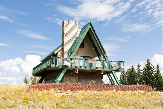 Awesome Cabin on 1.5 Acres with 360 Views at Strawberry!