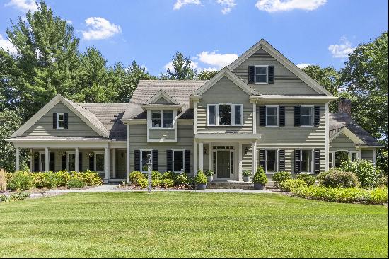 77 Revolutionary Road,Concord, MA, 01742