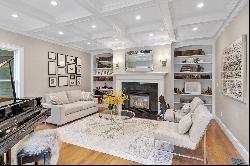 77 Revolutionary Road,Concord, MA, 01742