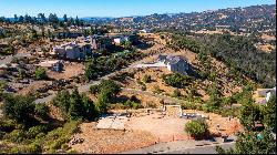 Scenic Fountaingrove Parcel