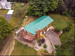 54 New State Road, Montgomery MA 01085