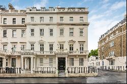 Exceptional duplex penthouse located in Belgravia.