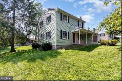 328 Sun Valley Drive, Leola PA 17540