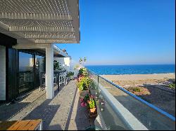 PENTHOUSE WITH SEA VIEW