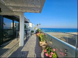 PENTHOUSE WITH SEA VIEW