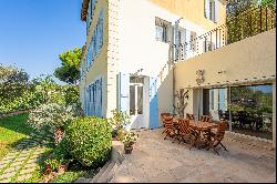 Cassis - Exceptional Bastide with Sea, Castle, and Village Views