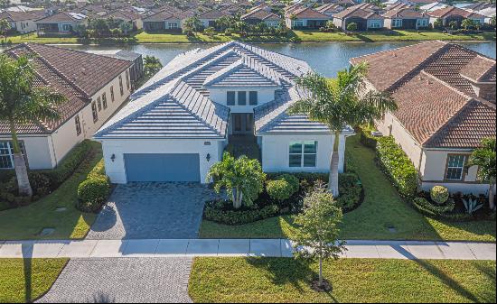 8711 SW Flutto Way, Port Saint Lucie FL 34987