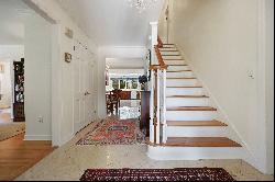 Pristine Center Hall Colonial in Nod Hill