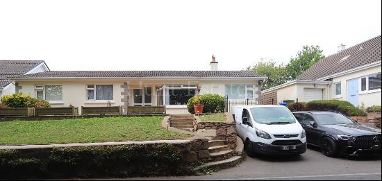 Spacious Detached Bungalow