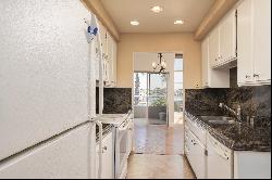 16061 Surprise Lane, Huntington Beach, CA 92649