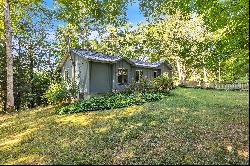 Serene Home for Practical Living just 11 minutes to Great Barrington 