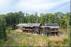 Craftsman Home On Stunning Ten-Plus Acre Mountain Retreat