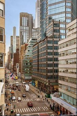 150 East 61st Street, Unit 7E