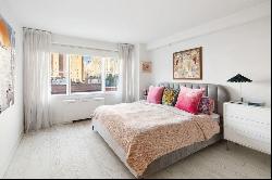 150 East 61st Street, Unit 7E